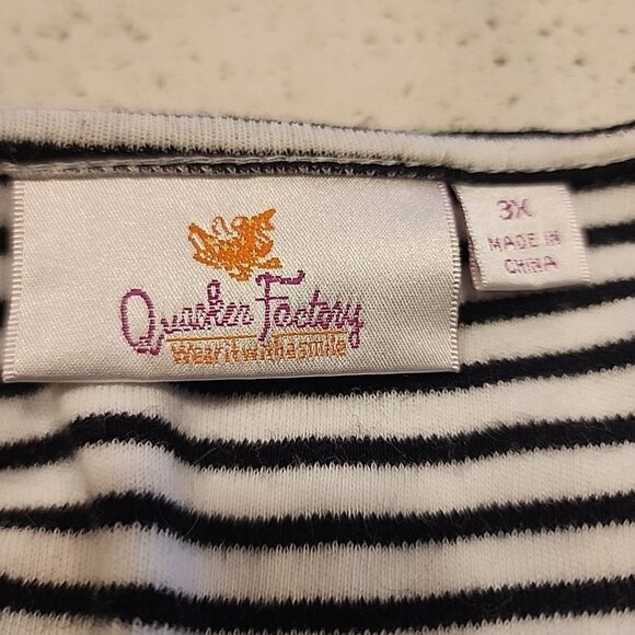 Quacker Factory Women's 3/4 Sleeve Knit Top Black White Striped Bees Size 3X - Picture 4 of 9